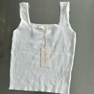 Allie Rose Medium Cream Square Ribbed Tank NWT